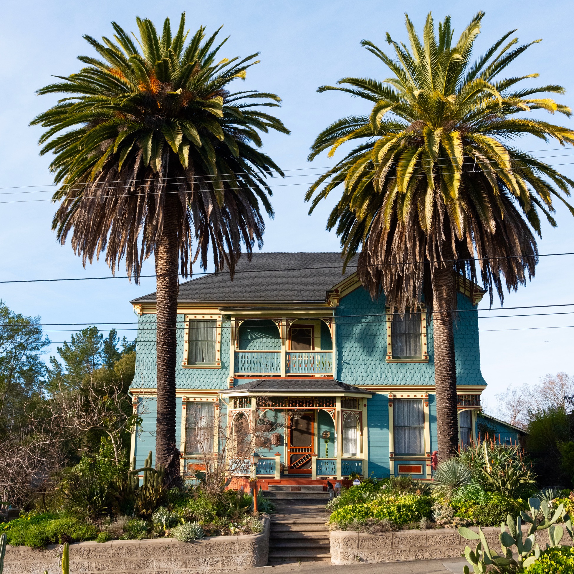 Image of a Victorian Era home in the Oakhill Brewster neighborhood of West Petaluma